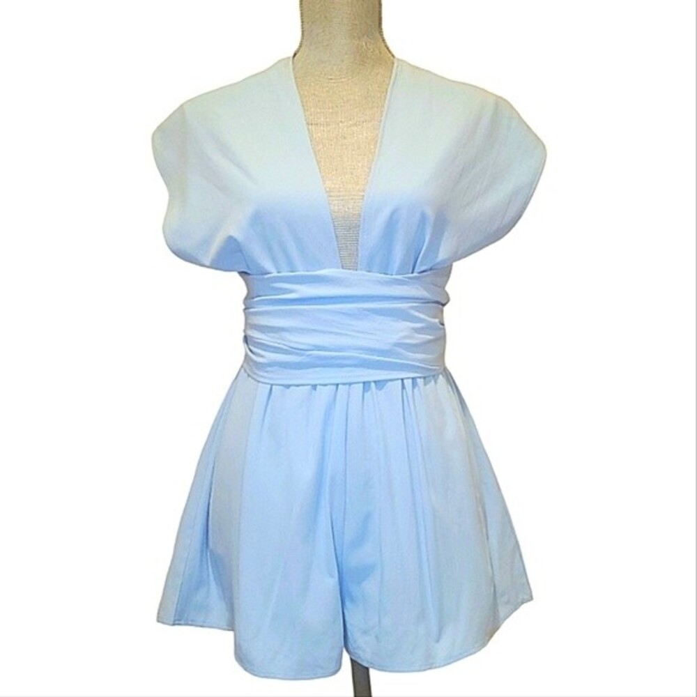 Reverse Fashion Deep V Neck Convertible Halter Romper Medium M